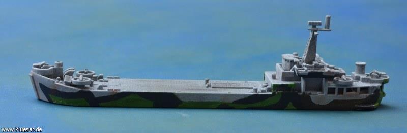 Before conversion of the model I used it to show the typical bridge layout of a Vietnam era LST. The camouflage is from WW2-LST776