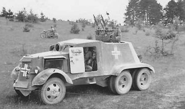 AAC1937 mit Zwillingssockel 36. <br><br>Fundort: Diverse Internet-Seiten. Hier von Facebook.