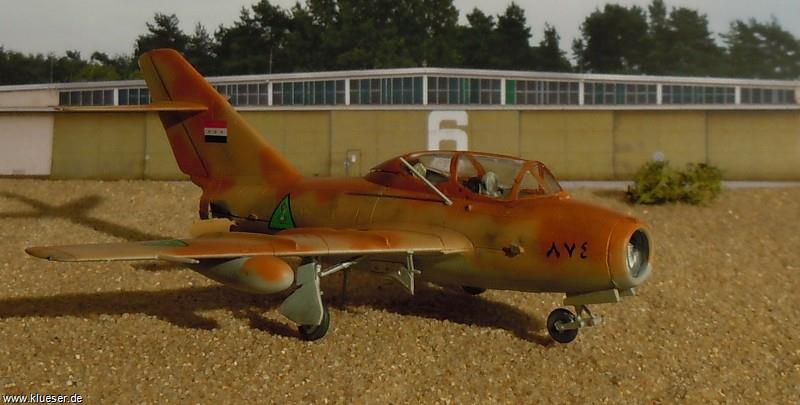 MiG-15 UTI Midget