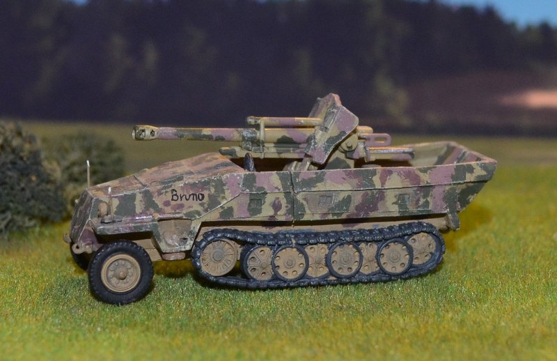 Sd.Kfz. 251 mit lFH 10,5cm